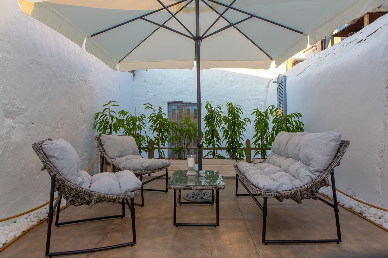 Naxos Riviera Suites Naxos City Zewnętrze zdjęcie